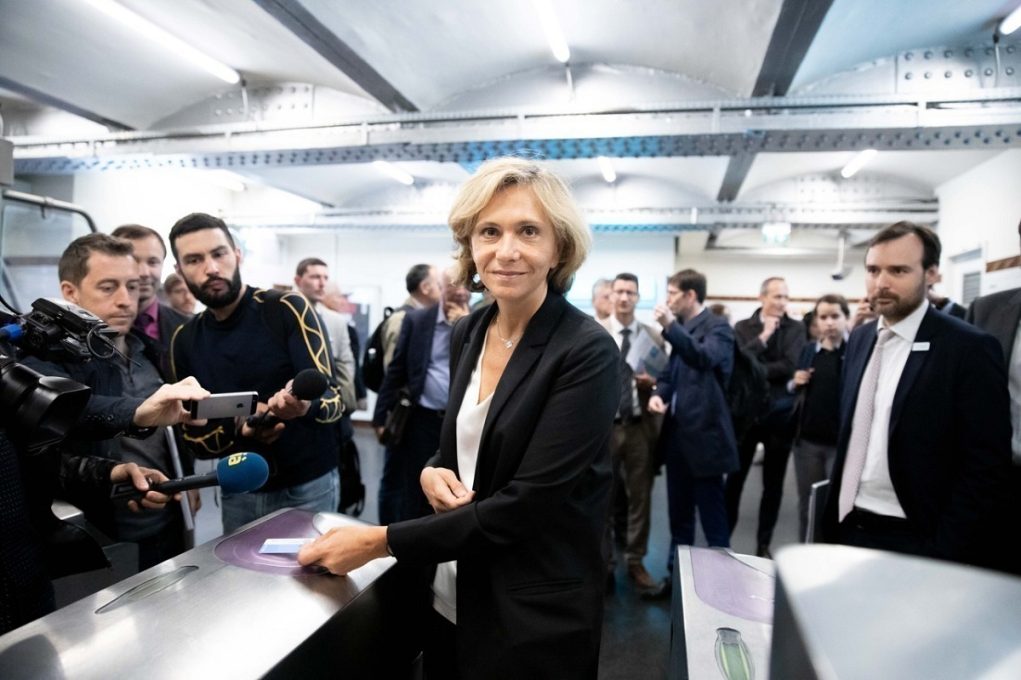 Île de France Valérie Pécresse veut des photos tête nue sur les